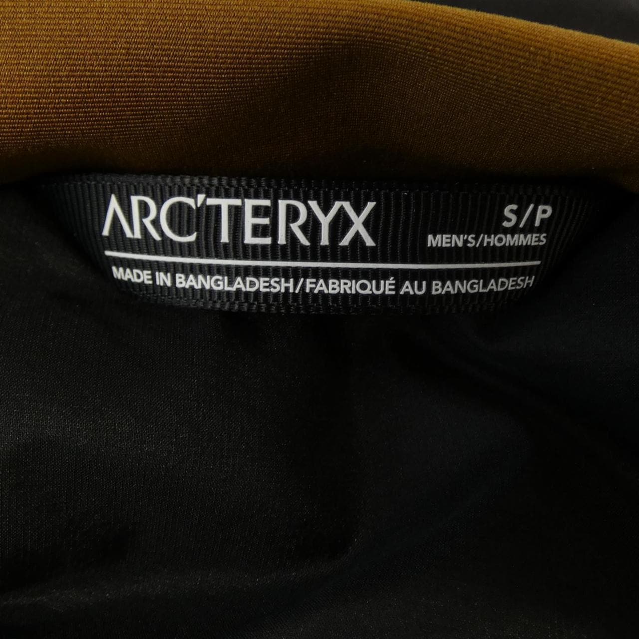 アークテリクス ARC'TERYX 24105 ATOM AR HOODY コート