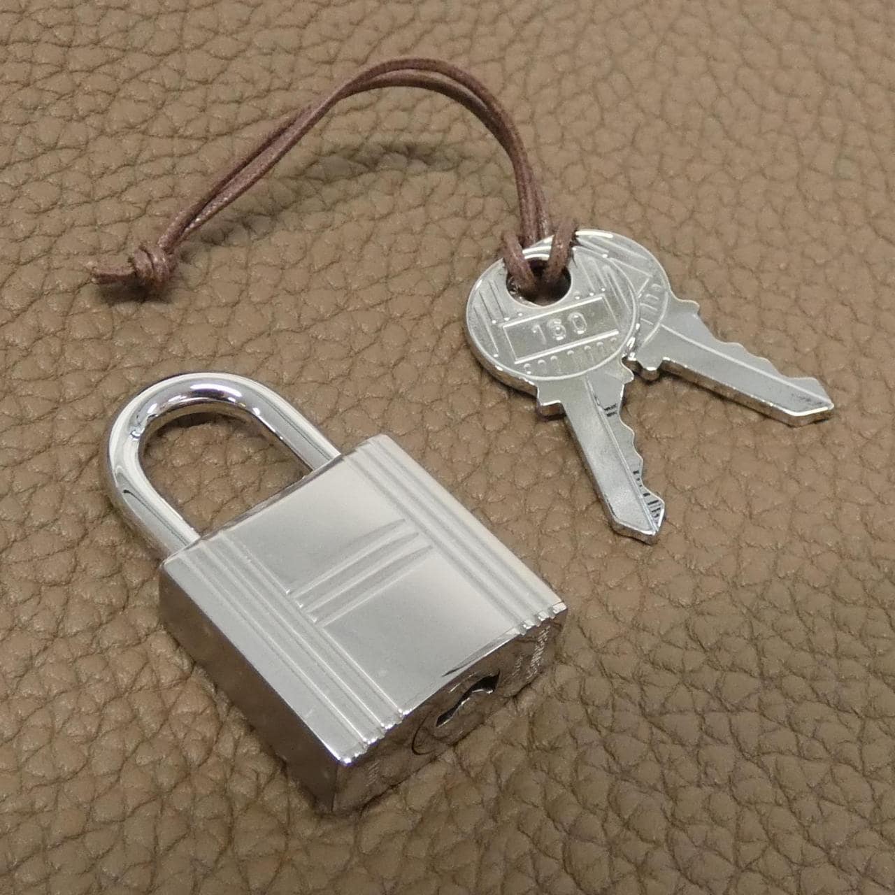 エルメス ピコタン ロック MM 073598CK バッグ