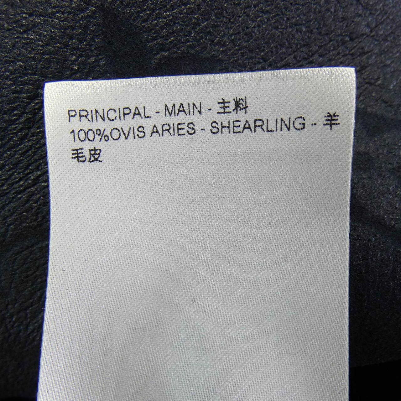 ルイヴィトン LOUIS VUITTON LVSEモノグラムシアリング HML42EYGL ムートンジャケット