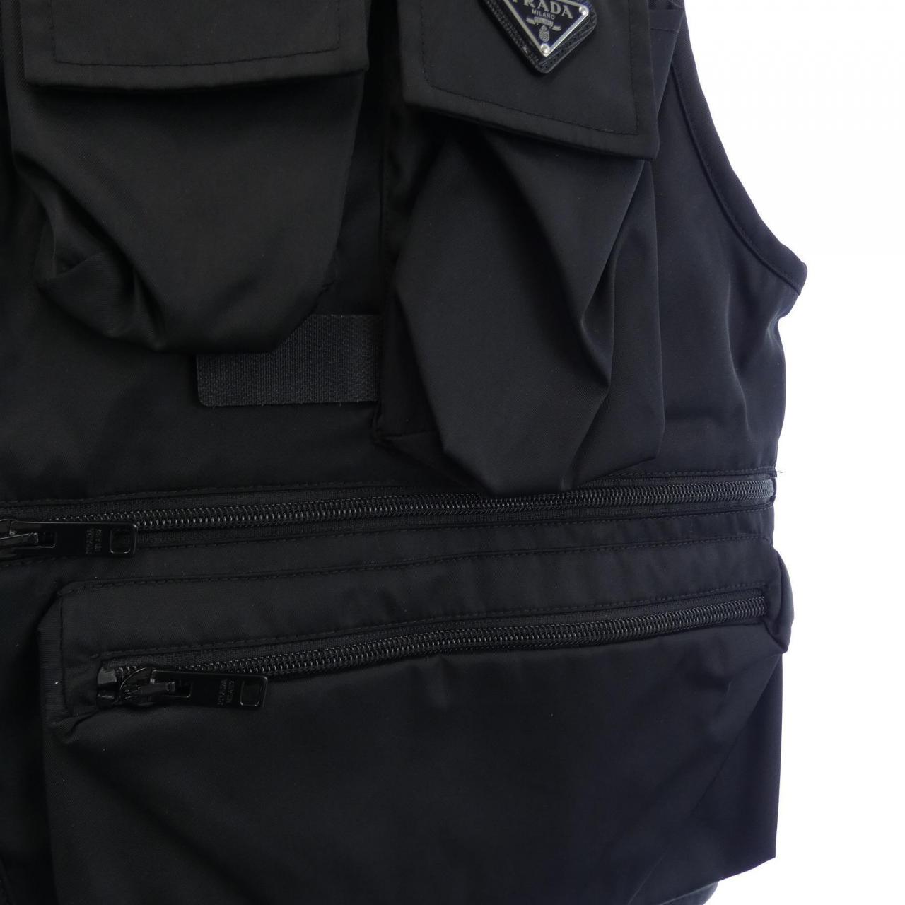 プラダ PRADA トライアングルロゴ SGC499 SOOO 1WQ8 ベスト