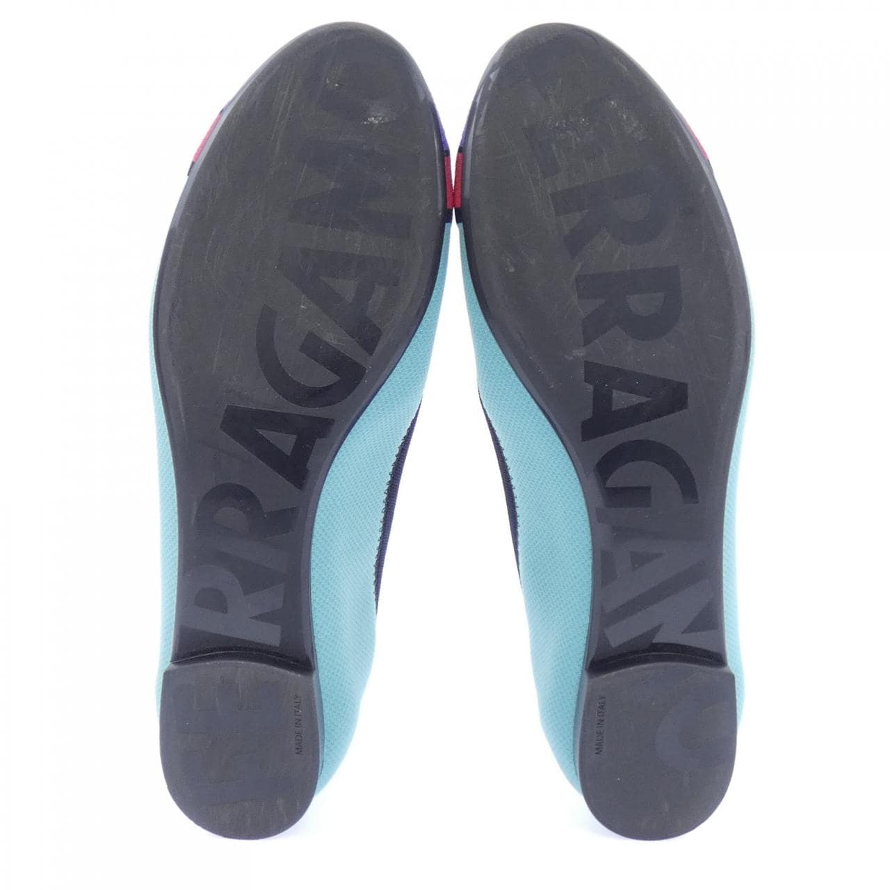 サルヴァトーレフェラガモ SALVATORE FERRAGAMO フラットシューズ