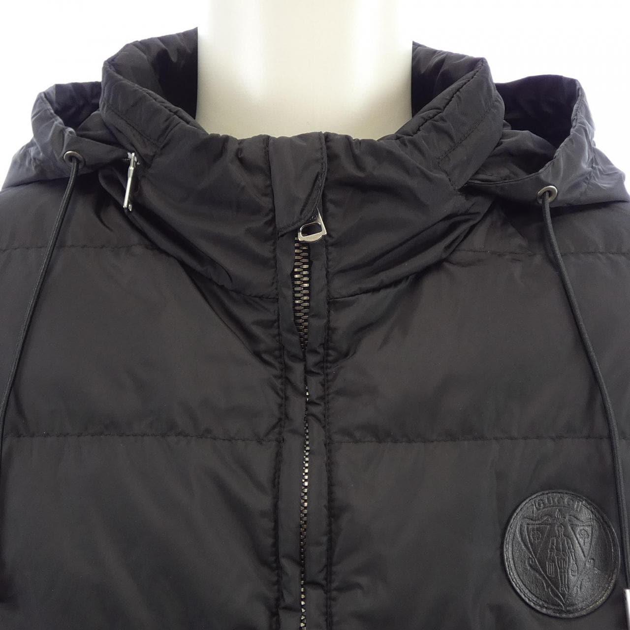 グッチ GUCCI 439367 Z735A ダウンベスト