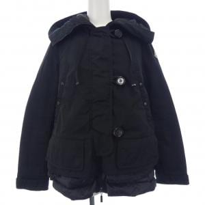 モンクレール MONCLER ダウンジャケット