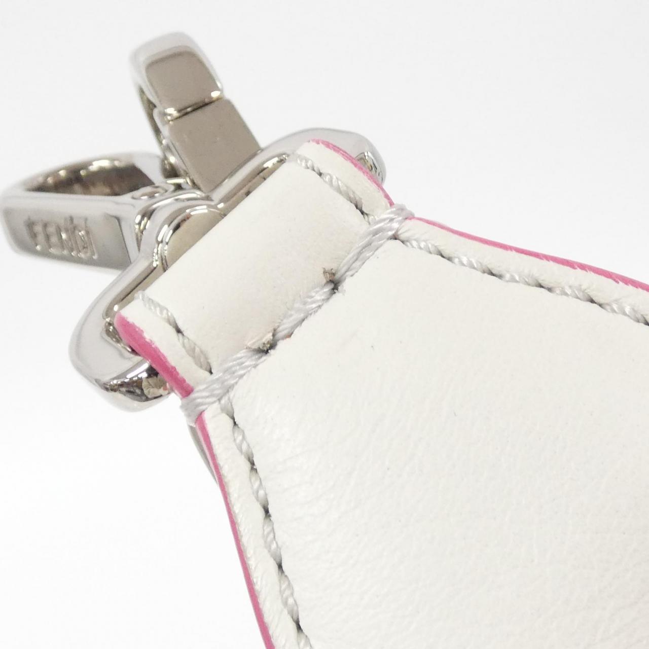 フェンディ ストラップ ユー 8AV077 60N