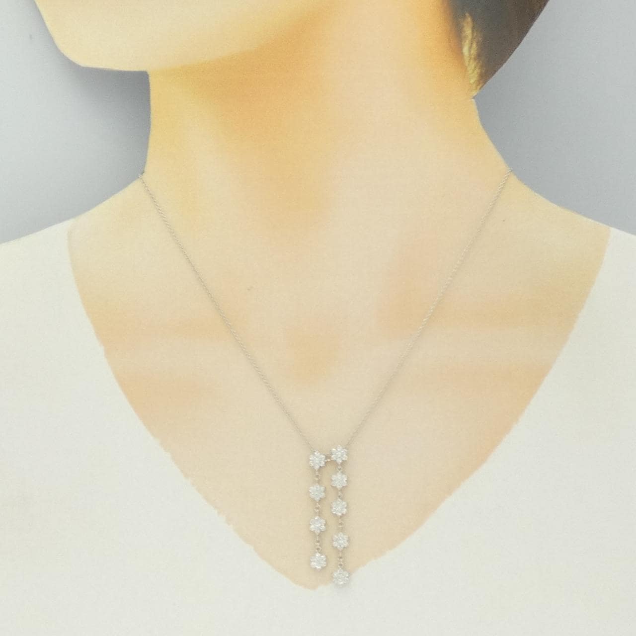 K18WG フラワー ダイヤモンド ネックレス 1.00CT