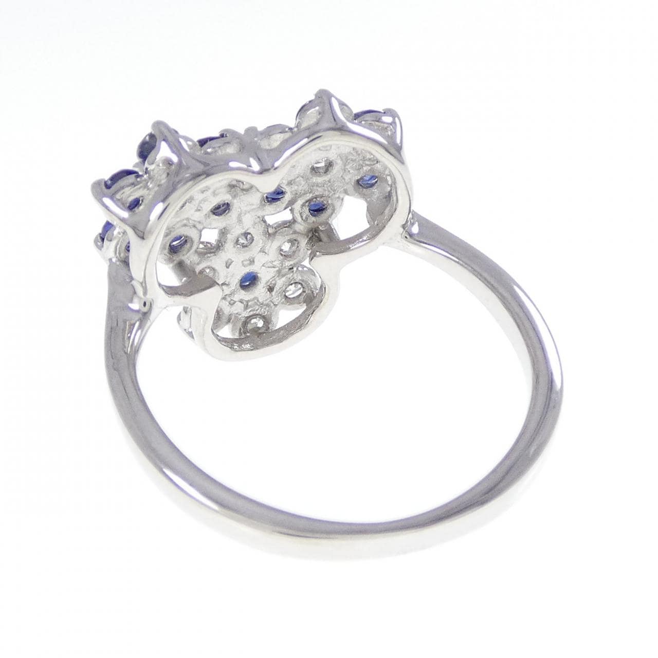 750WG フラワー サファイヤ リング