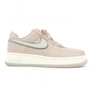 ナイキ NIKE スニーカー