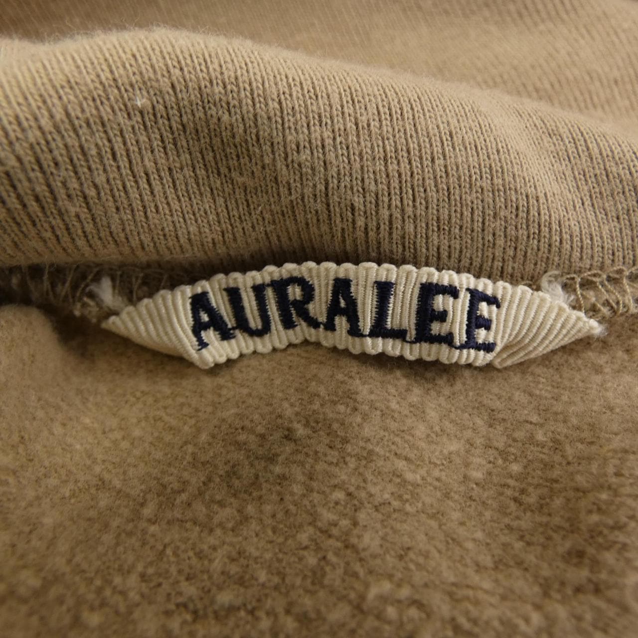 オーラリー AURALEE トップス