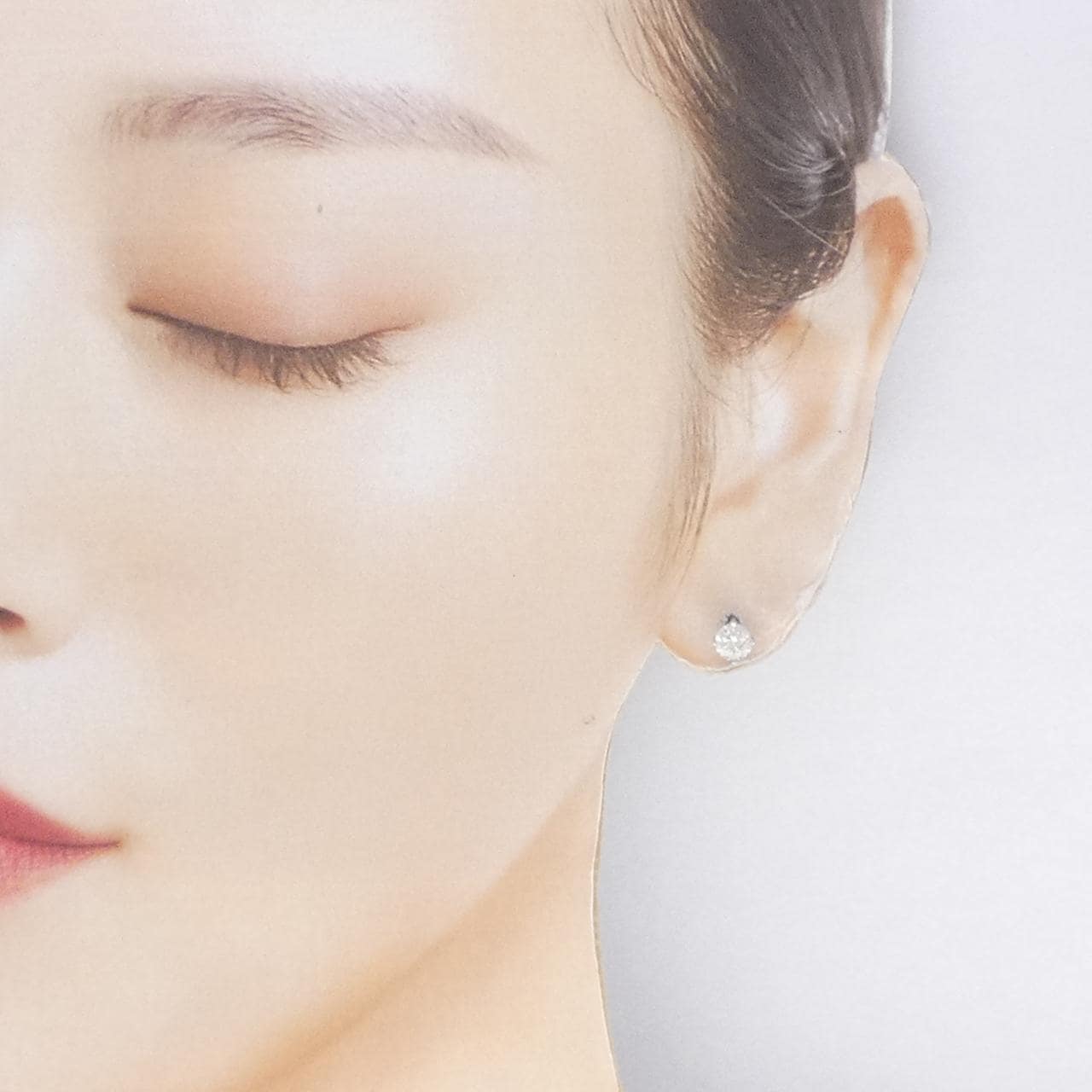 PT900 ダイヤモンド ピアス 0.84CT