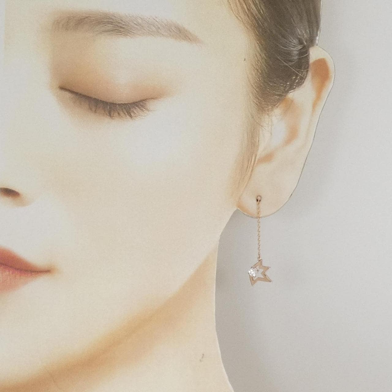 タサキ コメット ピアス 0.26CT