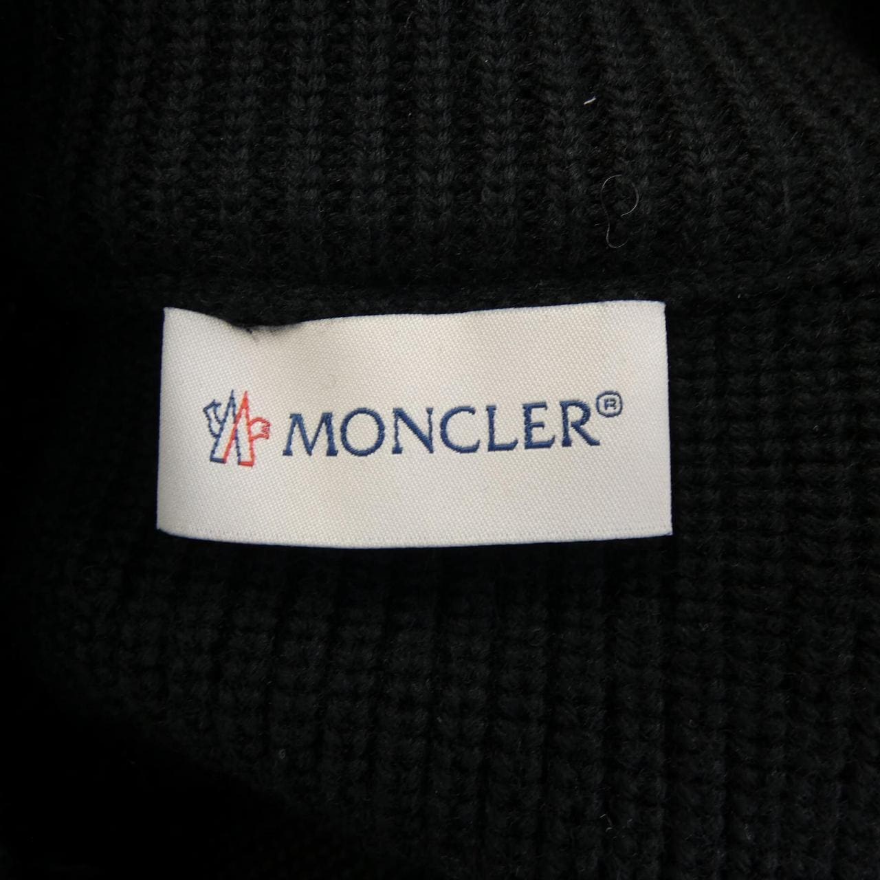 モンクレール MONCLER ダウンジャケット