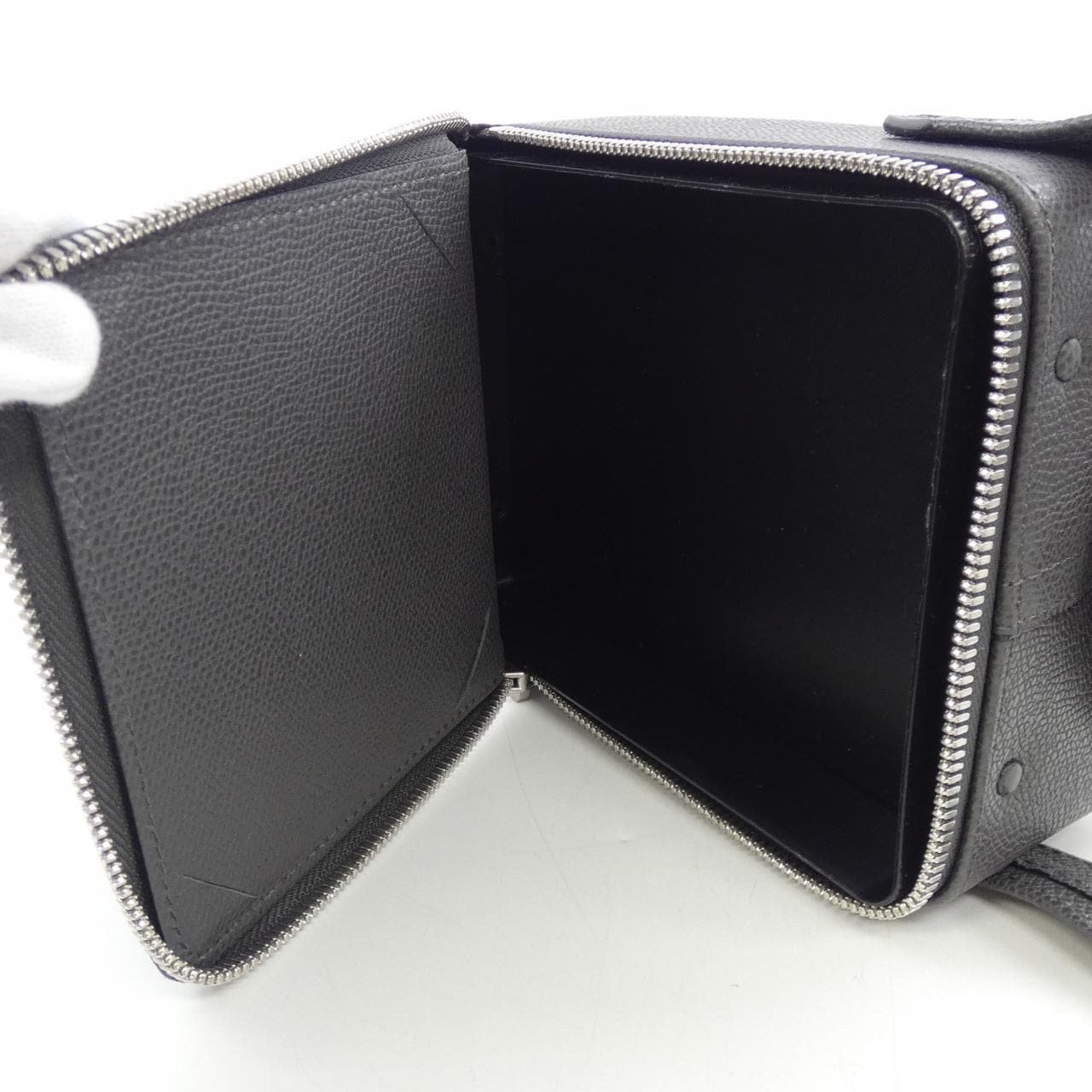 ヴァレクストラ VALEXTRA トリックトラック シェイプドハント SGSR0027028LRDTA99 BAG