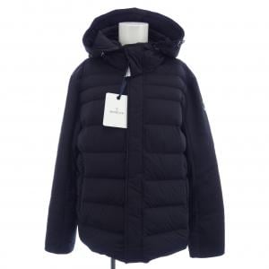 モンクレール MONCLER ダウンジャケット