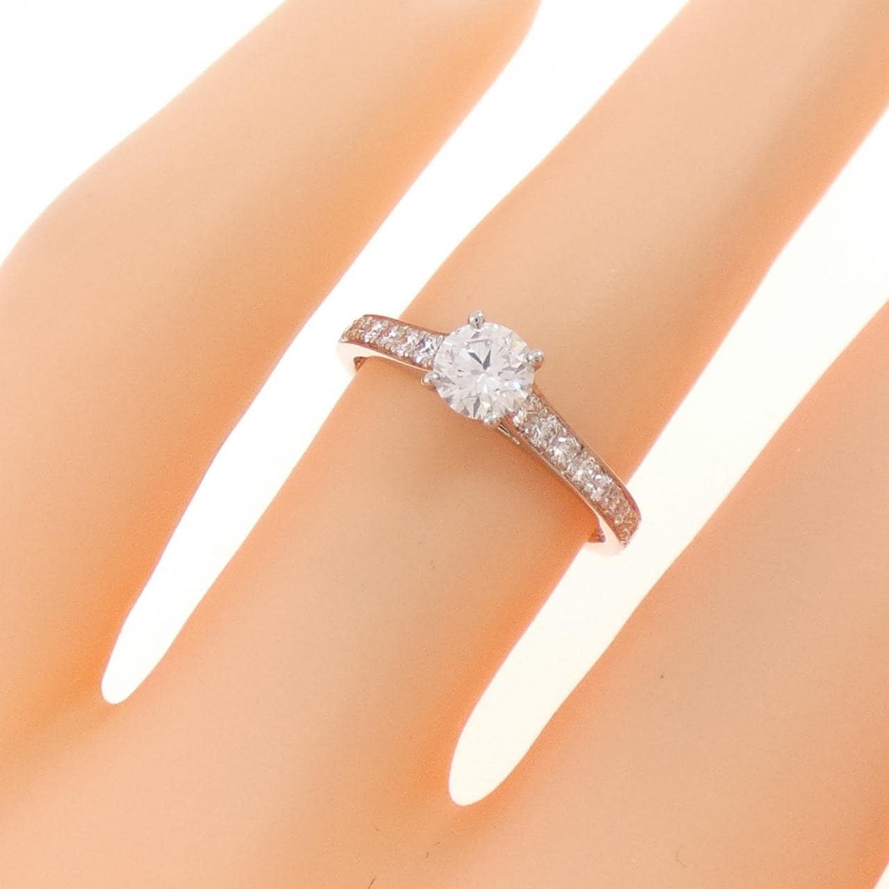 ヴァンクリーフ&アーペル ロマンス リング 0.30CT D VVS2 3EXT