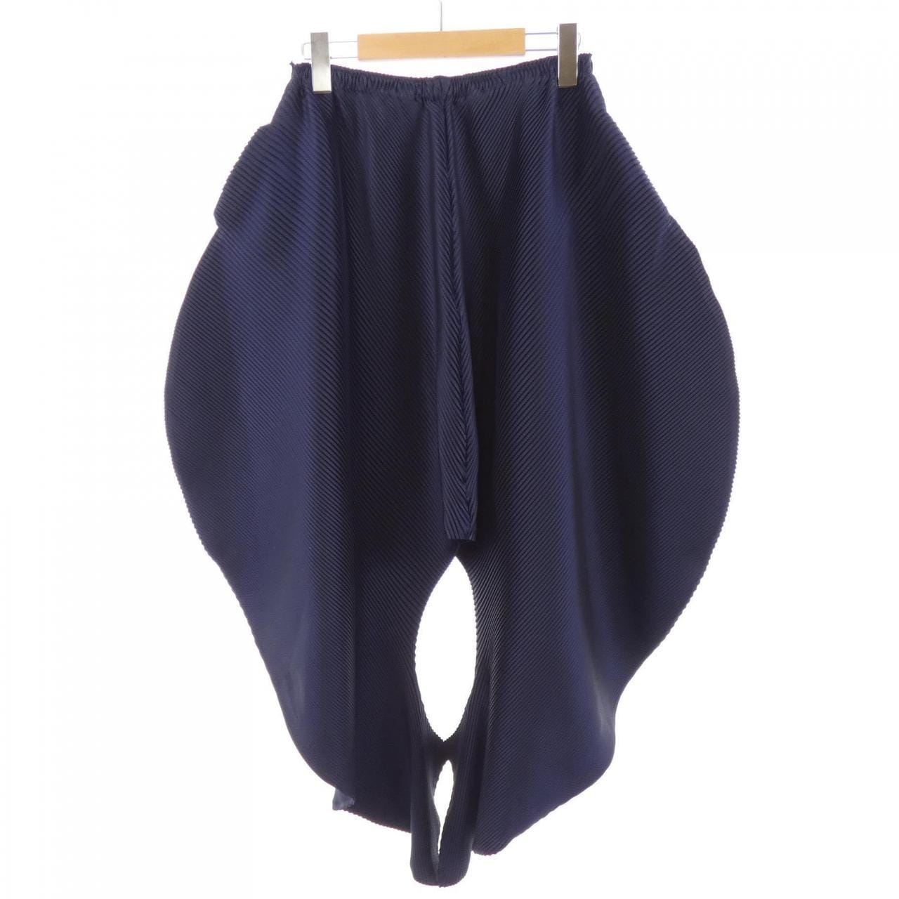 イッセイミヤケ ISSEY MIYAKE IM52FF617 パンツ