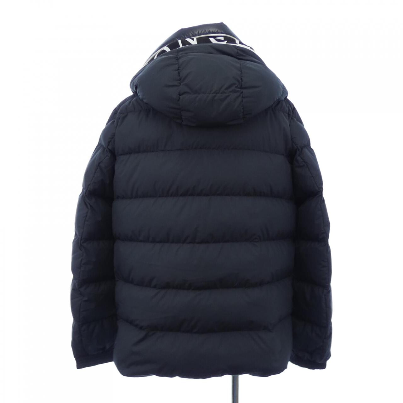 モンクレール MONCLER ダウンジャケット