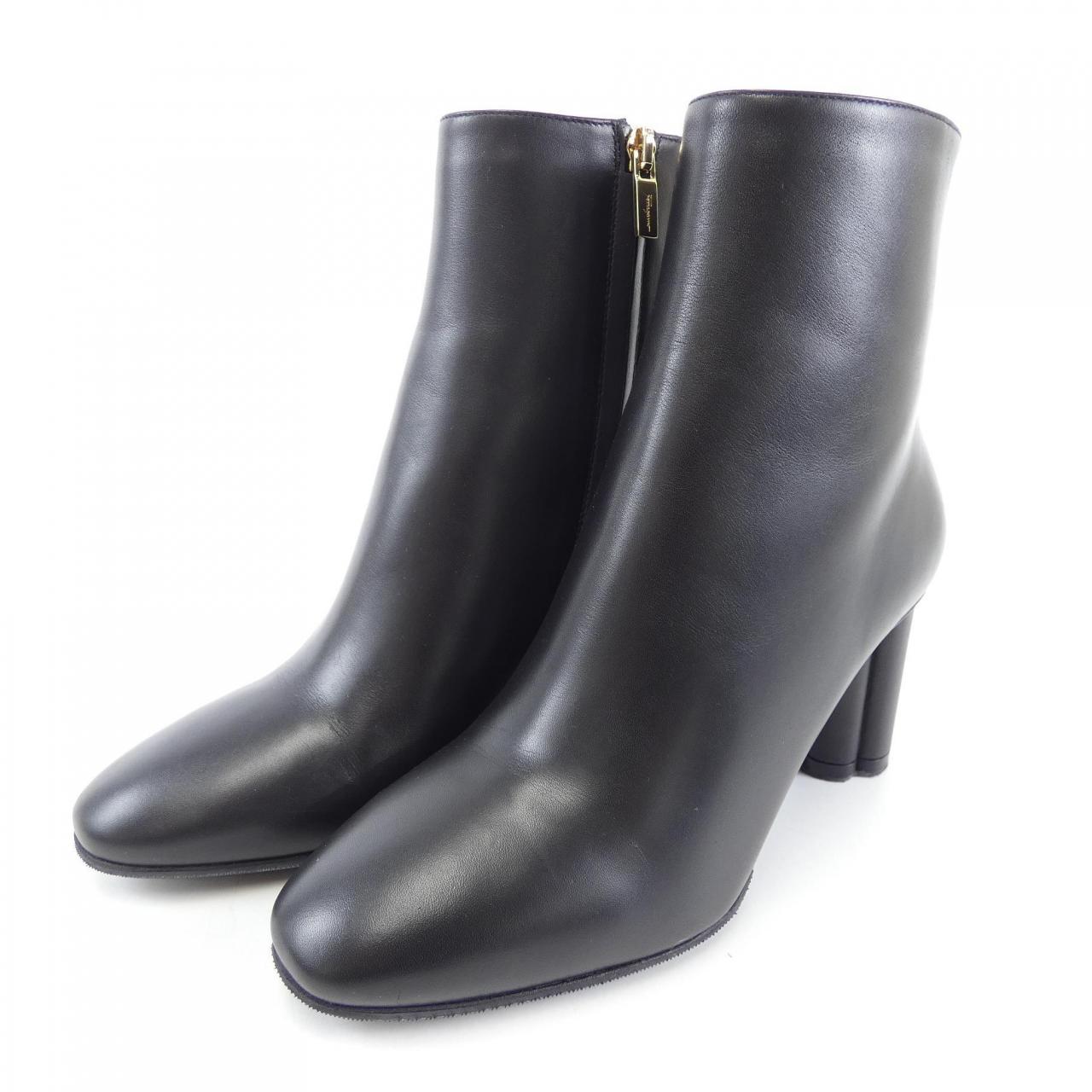 萨尔瓦托雷·菲拉格慕SALVATORE FERRAGAMO萨尔瓦托雷·菲拉格慕 (Salvatore Ferragamo) 靴子