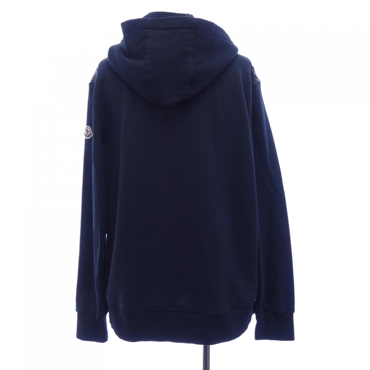 モンクレール MONCLER ダウンジャケット