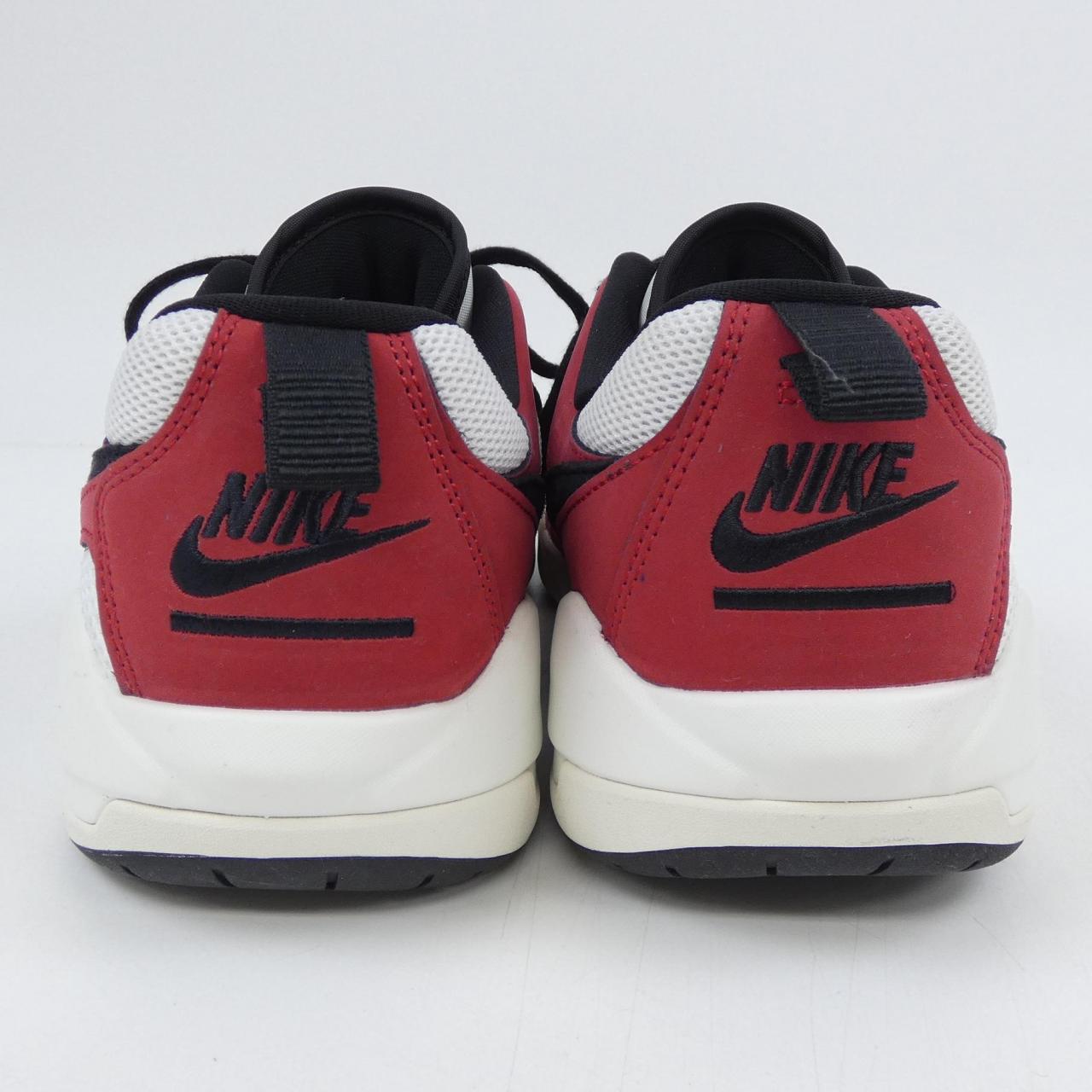 ナイキ NIKE HJ6777-106 スニーカー