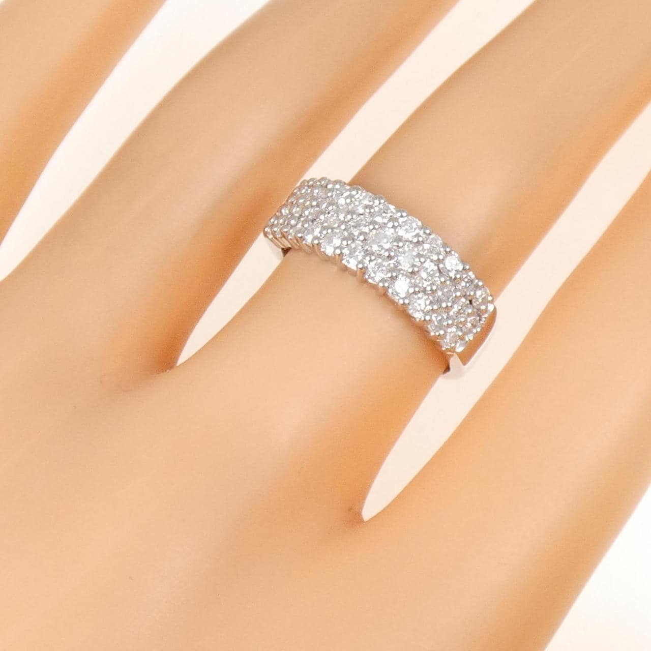 PT900 ダイヤモンド リング 1.00CT