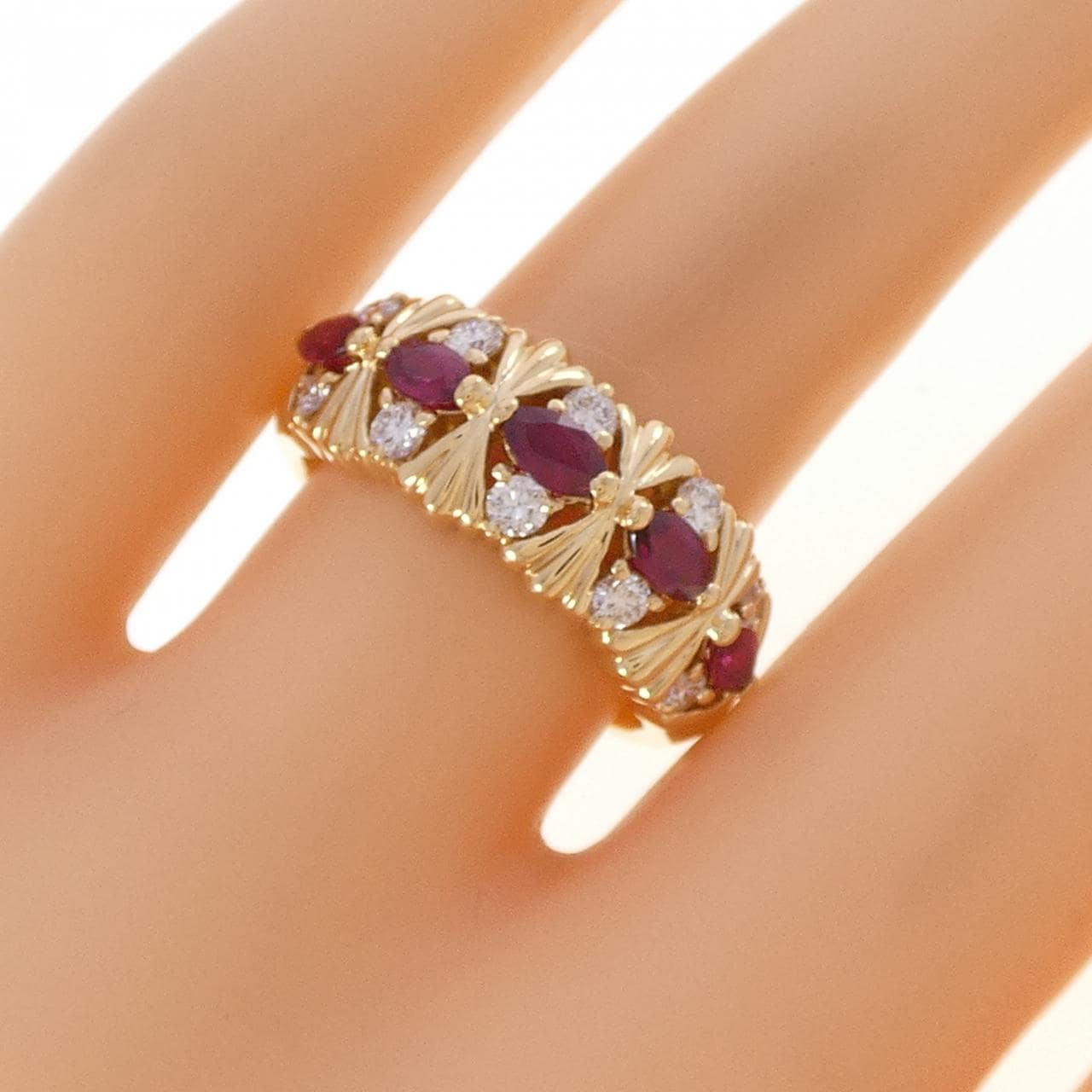 ポーラ ルビー リング 0.82CT
