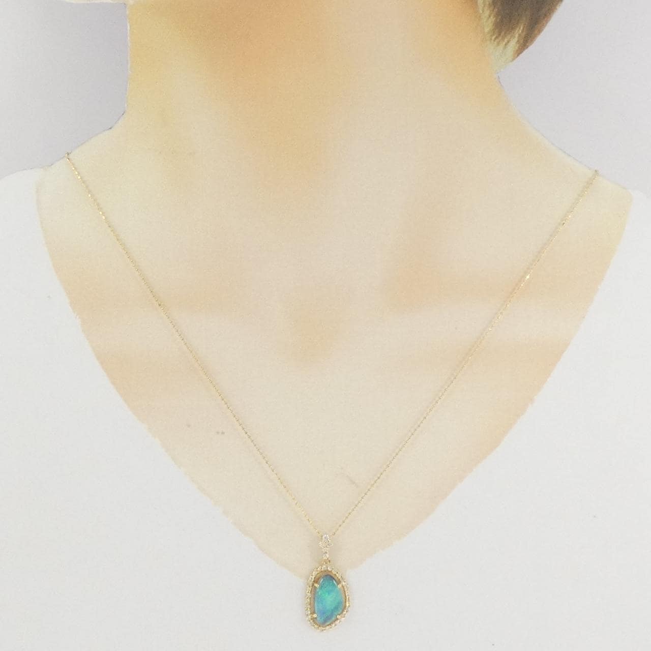 K18YG ブラックオパール ネックレス 1.75CT