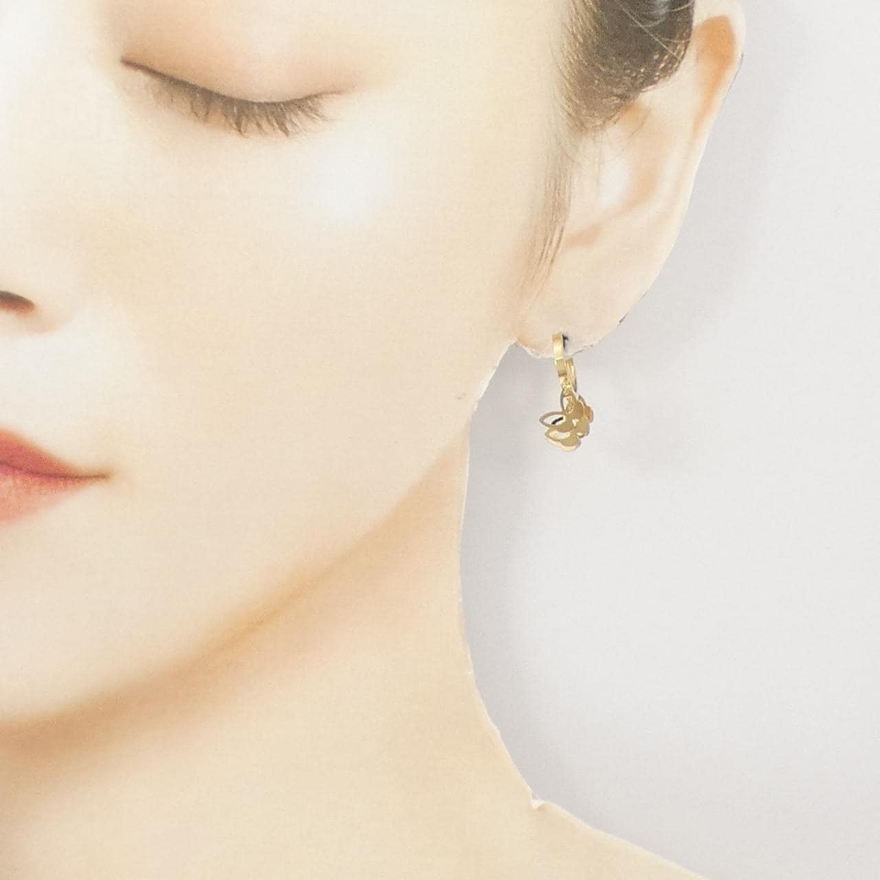 K18YG バタフライ ピアス