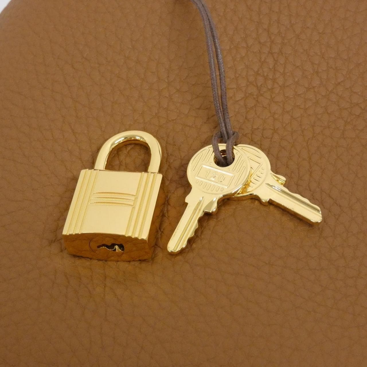 エルメス ピコタン ロック PM 056289CC バッグ