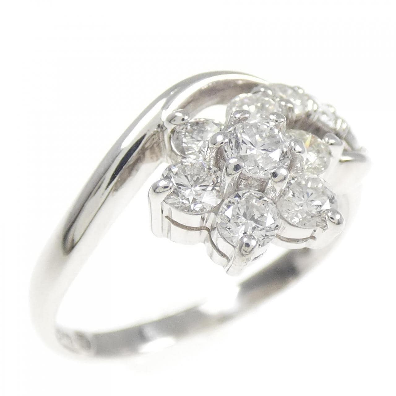 PT flower Diamond ring