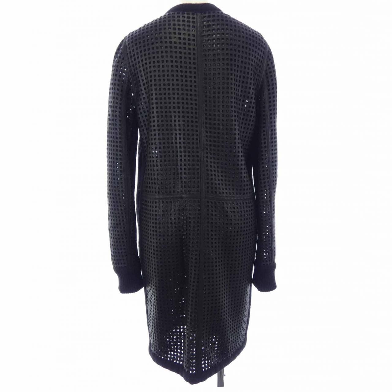 シャネル CHANEL P46924C00219 ムートンコート