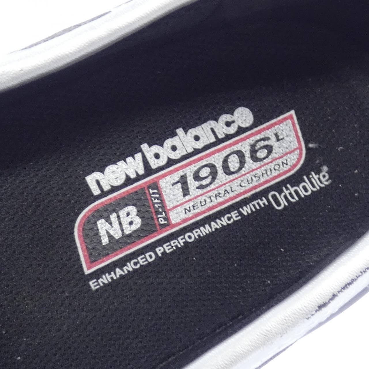ニューバランス NEW BALANCE U1906LOB スニーカー