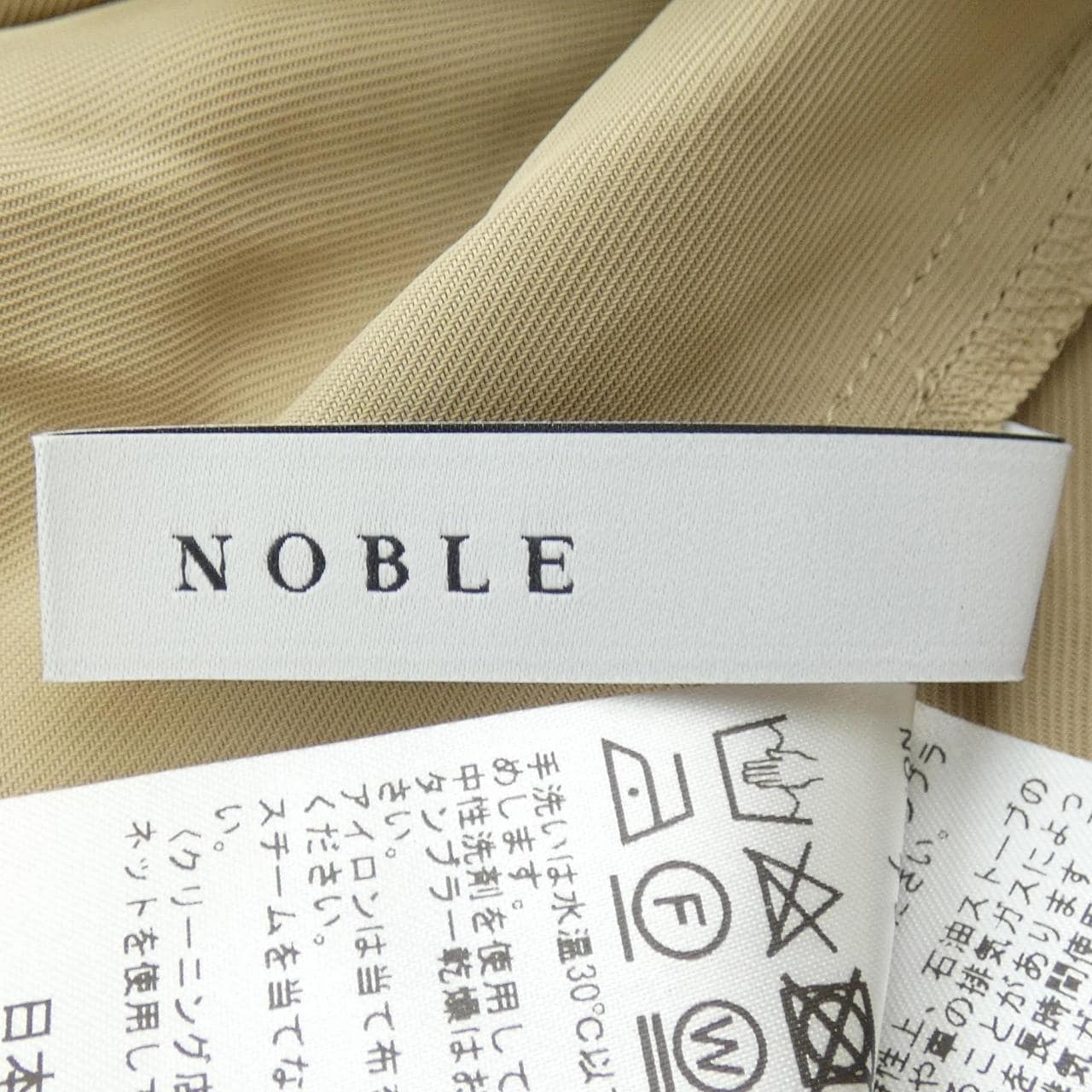 ノーブル Noble トップス