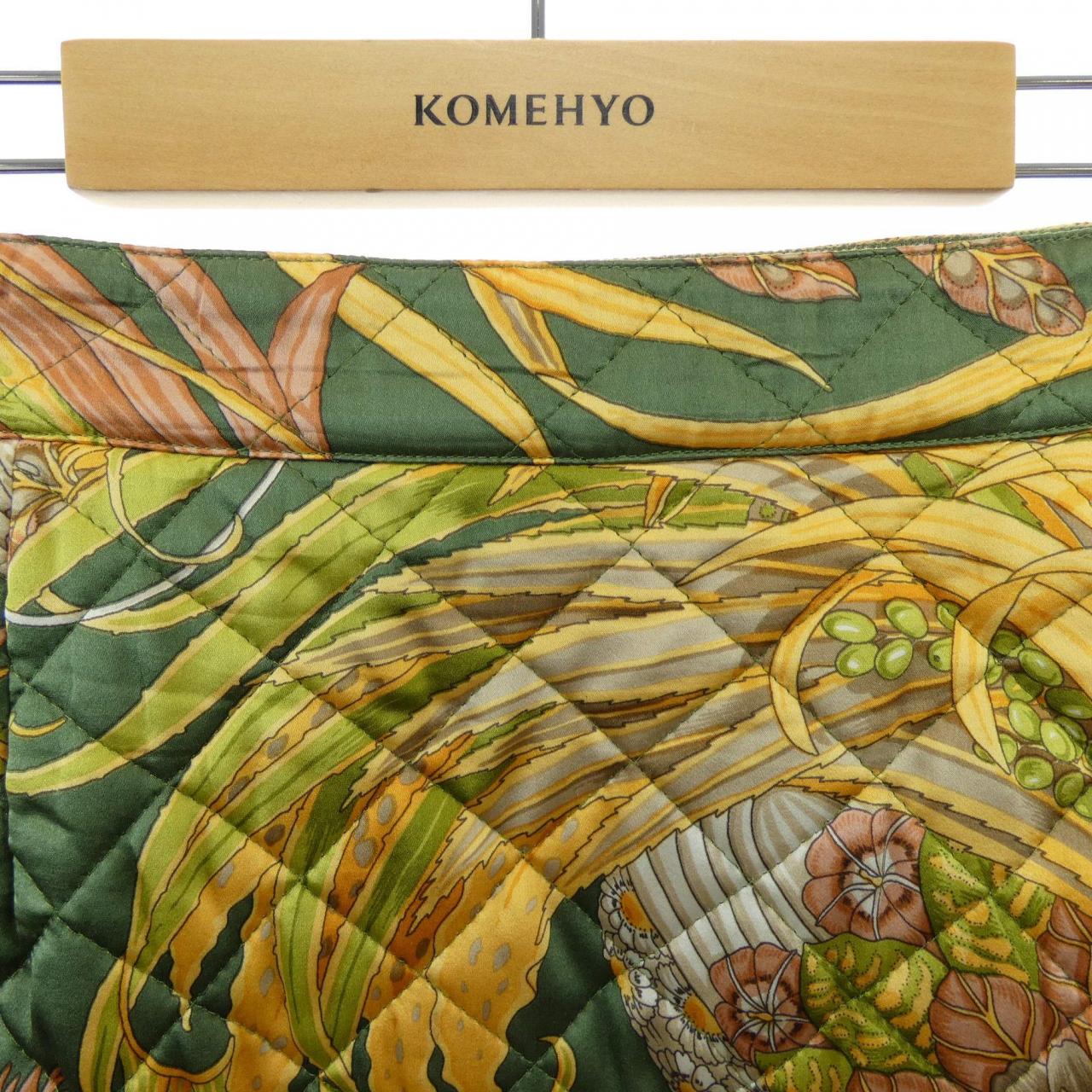 【ヴィンテージ】サルヴァトーレフェラガモ SALVATORE FERRAGAMO スカート