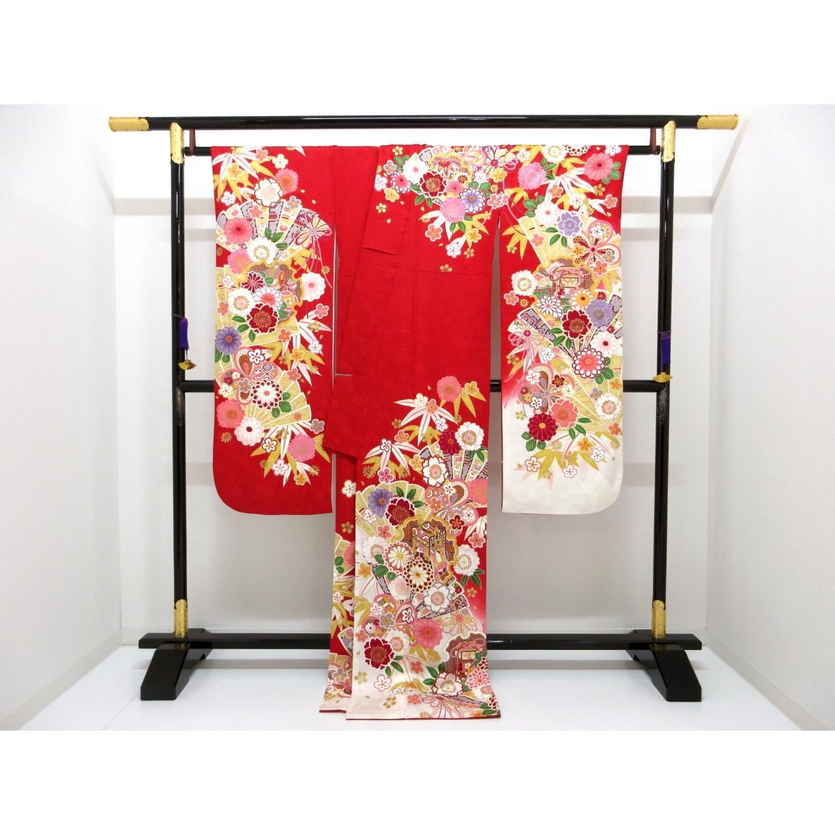Furisode Yuzen gold color processing Bokashi dyeing with embroidery