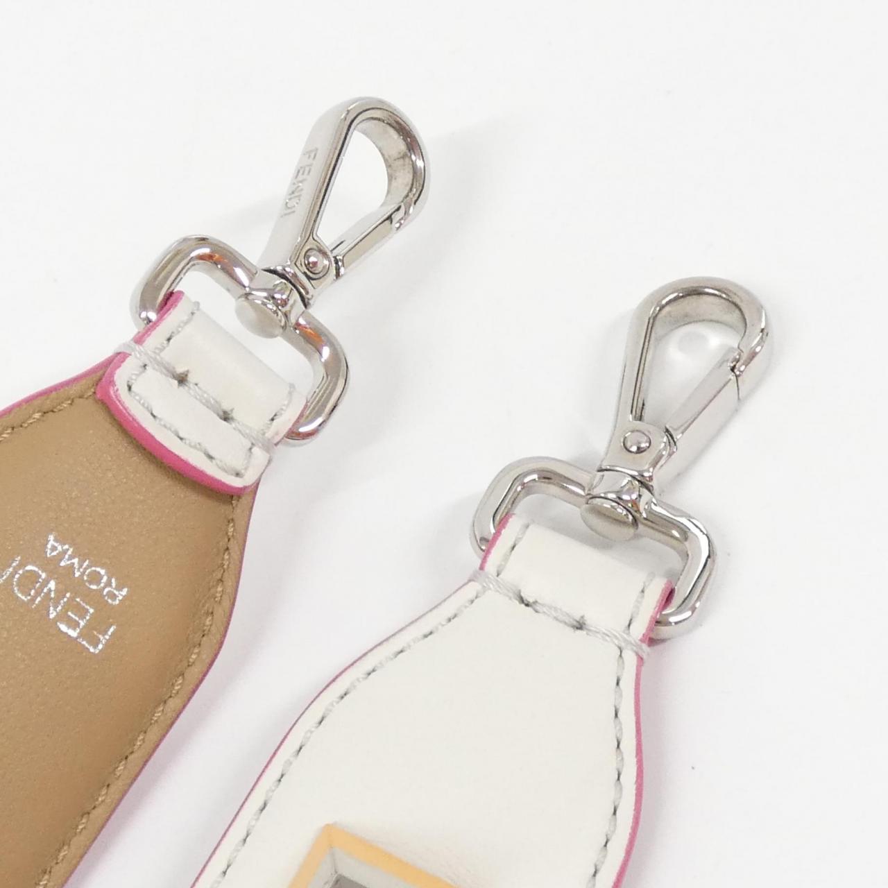 フェンディ ストラップ ユー 8AV077 60N