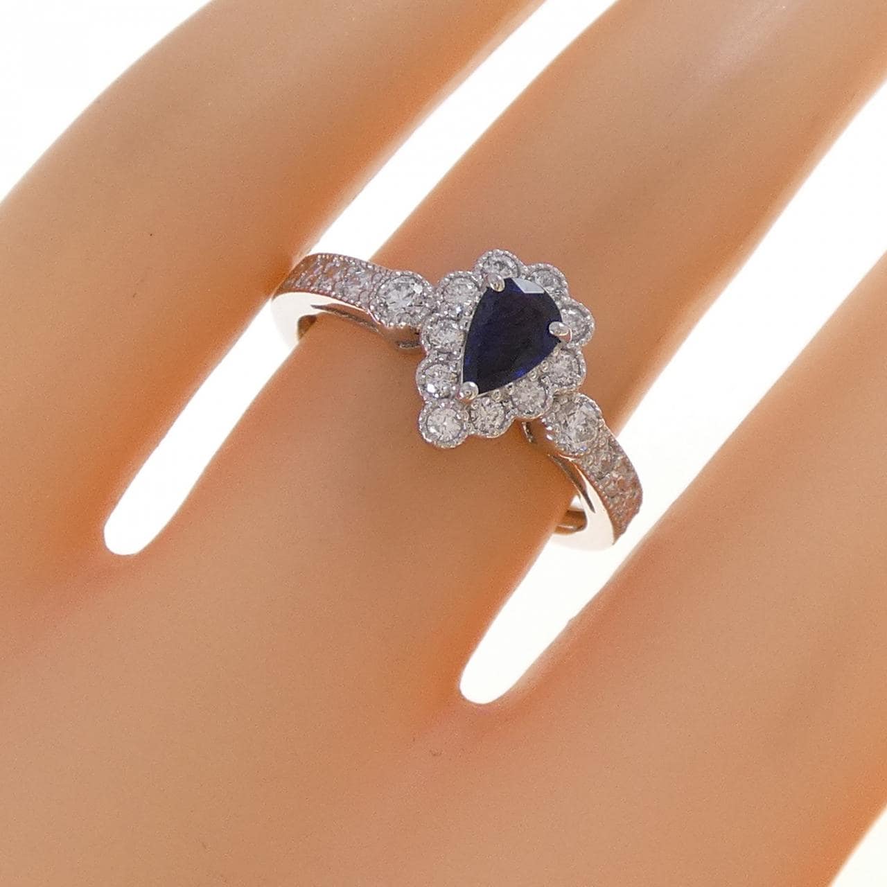 PT950 サファイヤ リング 0.37CT