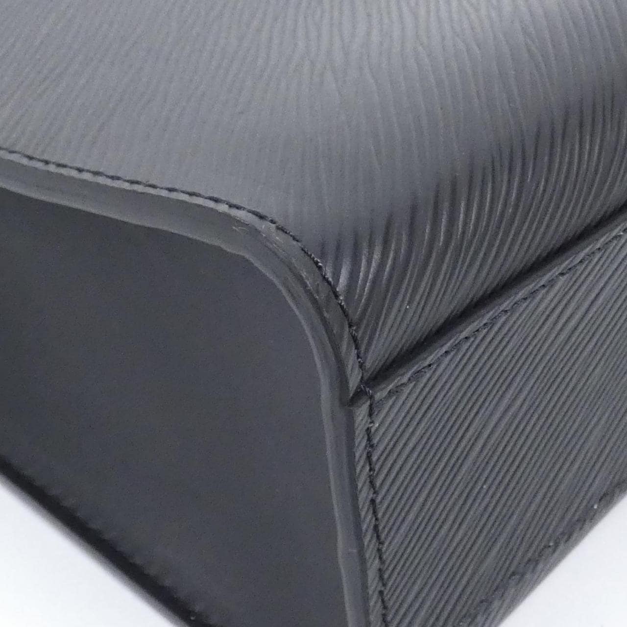 ルイヴィトン エピ サックプラ PM M58658 バッグ