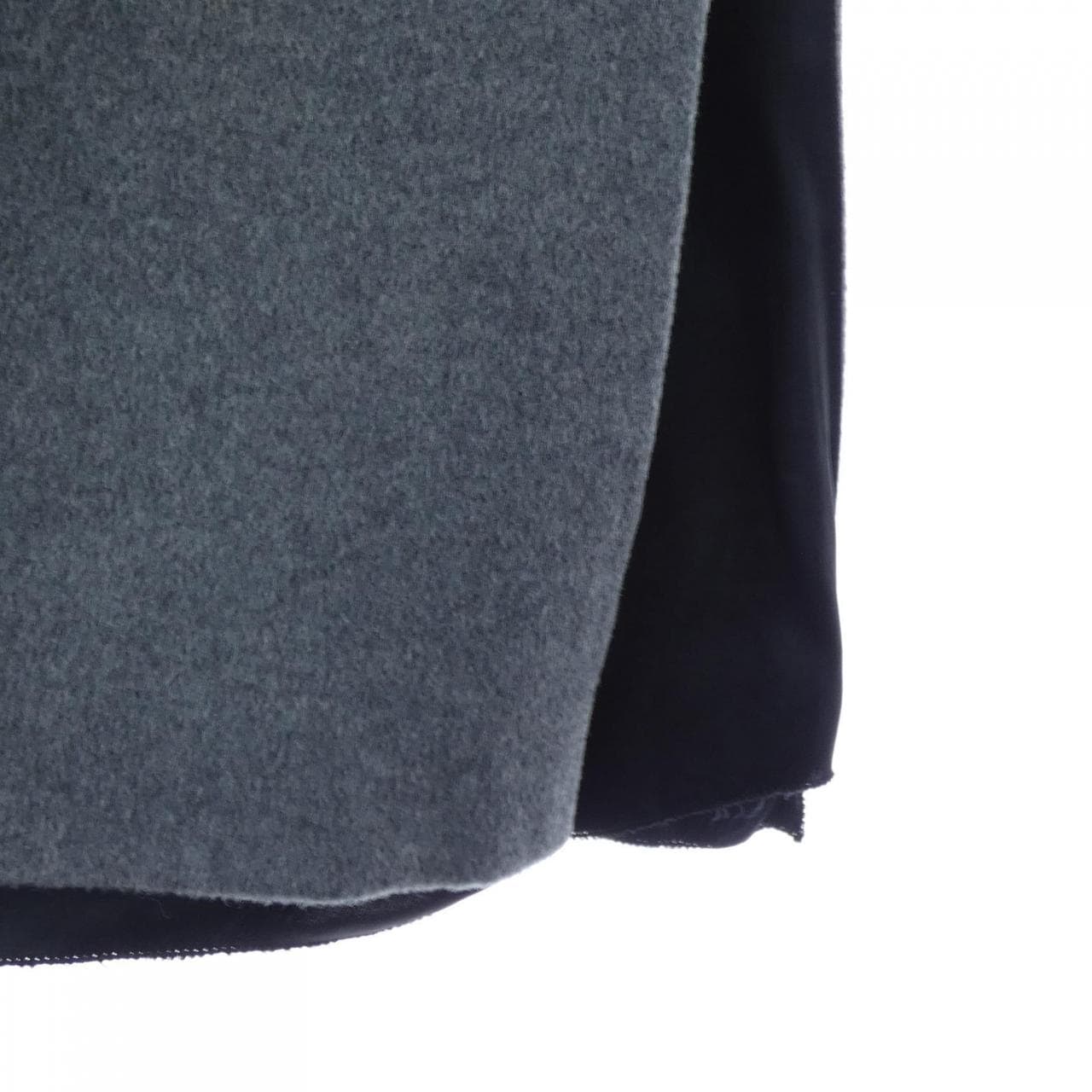 ミュウミュウ MIU MIU MG2001 S231 125Q スカート