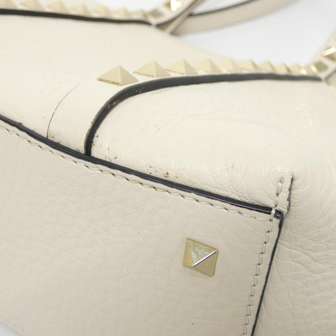 ヴァレンティノガラヴァーニ 6W2B0R05VSF バッグ