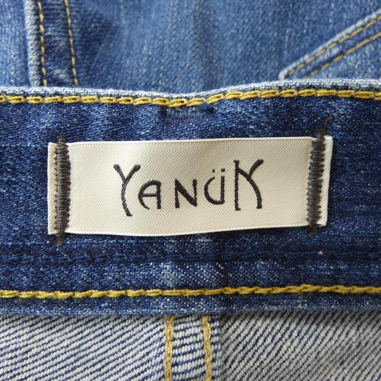 ヤヌーク YANUK ジーンズ