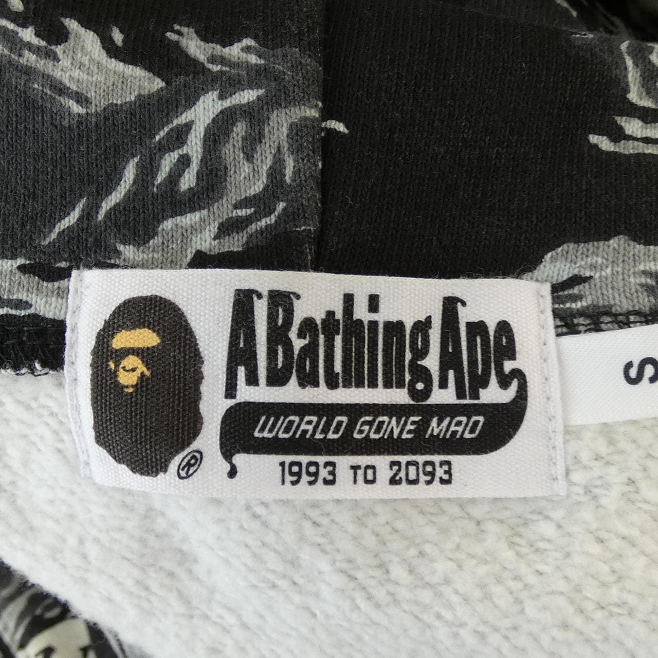 アベイシングエイプ A BATHING APE 001ZPL301313M パーカー