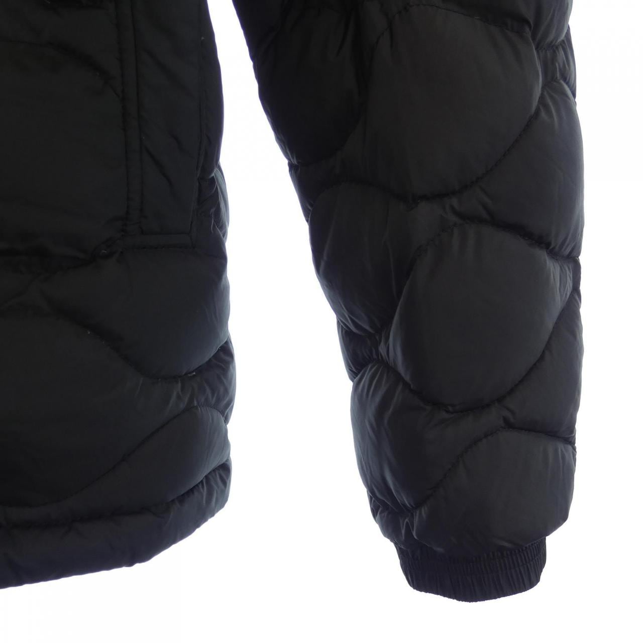 モンクレール MONCLER MORANDIERES ダウンジャケット