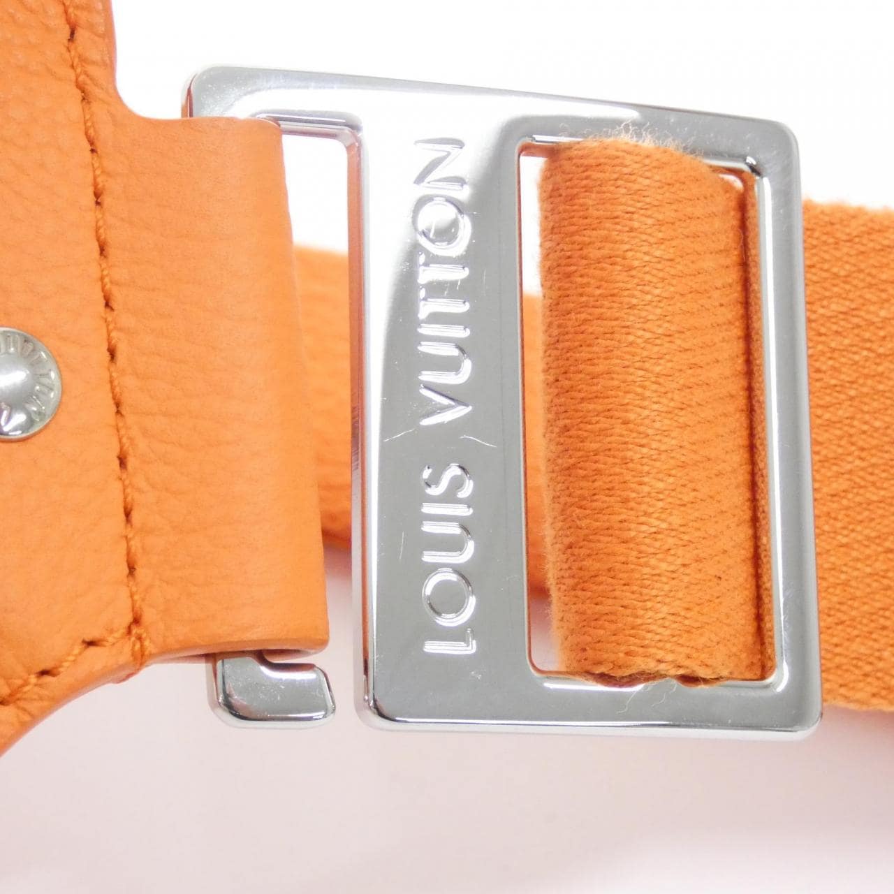 LOUIS VUITTON LV Aerogram Takeoff Off Sling M59625 肩背包