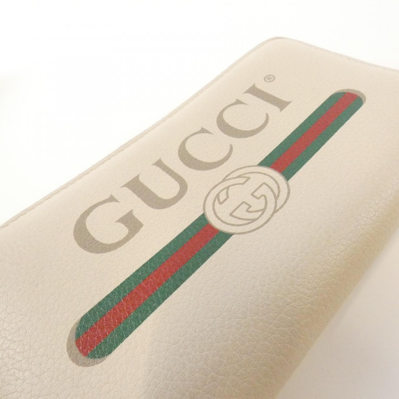 グッチ 496317 0GCAT 財布