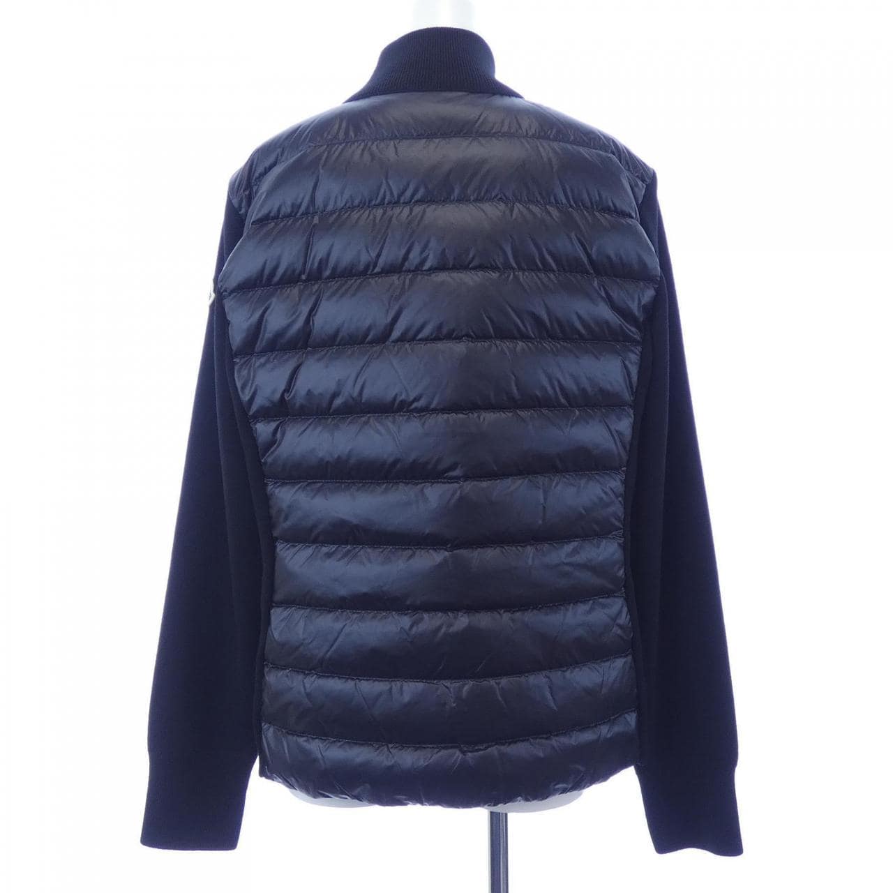 【新品】モンクレール MONCLER K20939B00023 ダウンジャケット