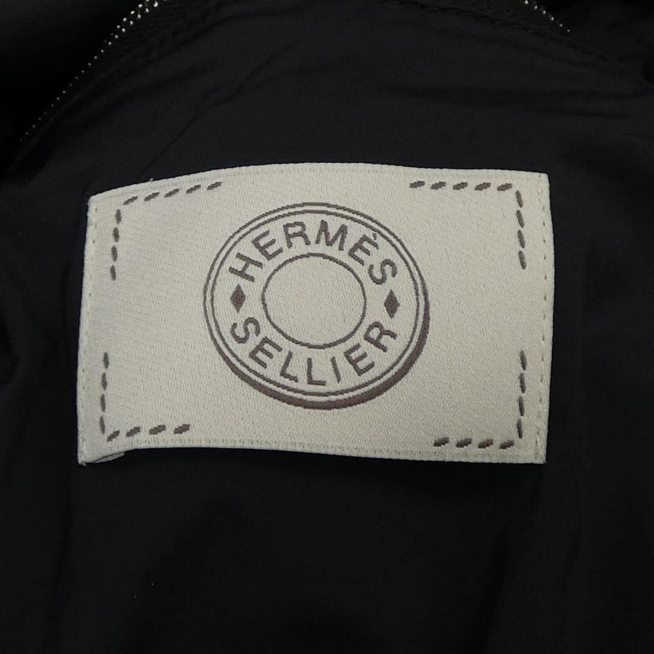 エルメス HERMES ピウミーノ SELLIER 3064 ダウンジャケット