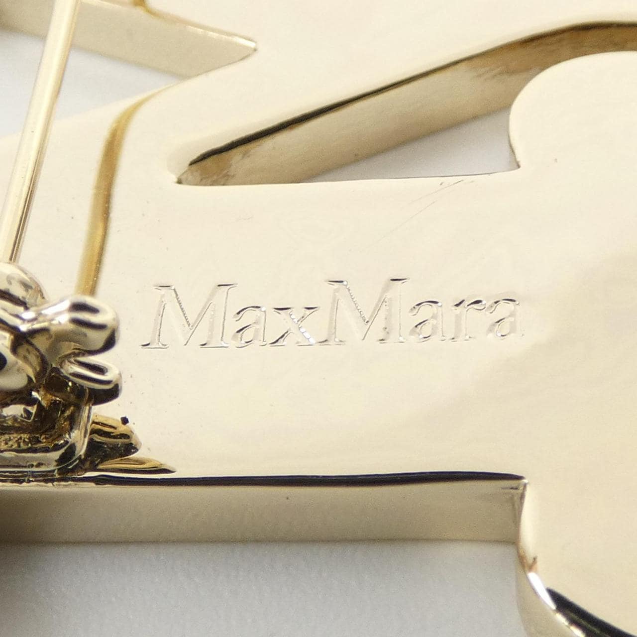 マックスマーラ Max Mara ブローチ