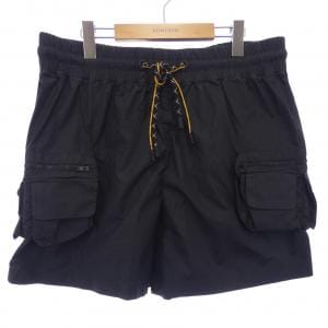 フェンディ FENDI ショートパンツ