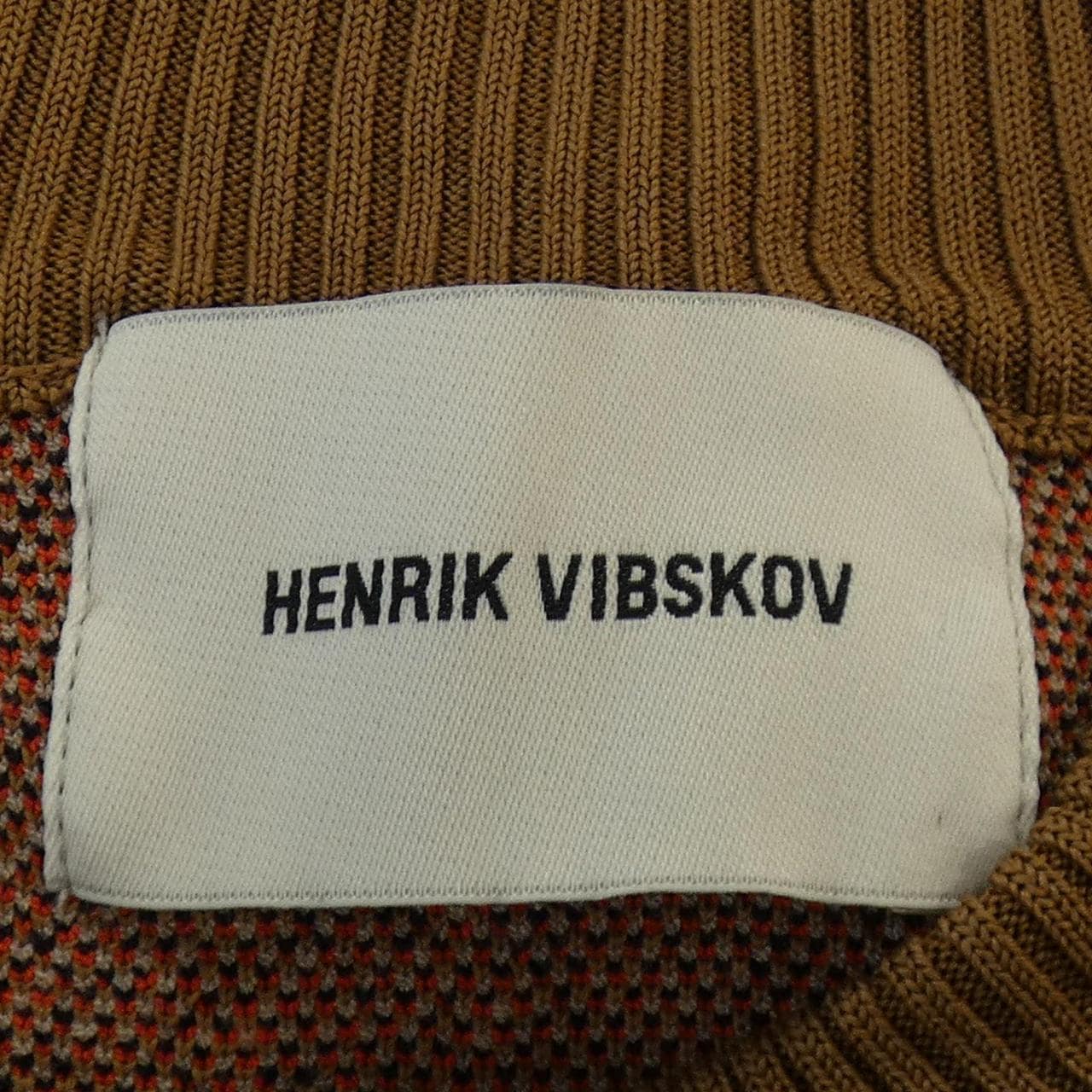 HENRIK VIBSKOV馬甲