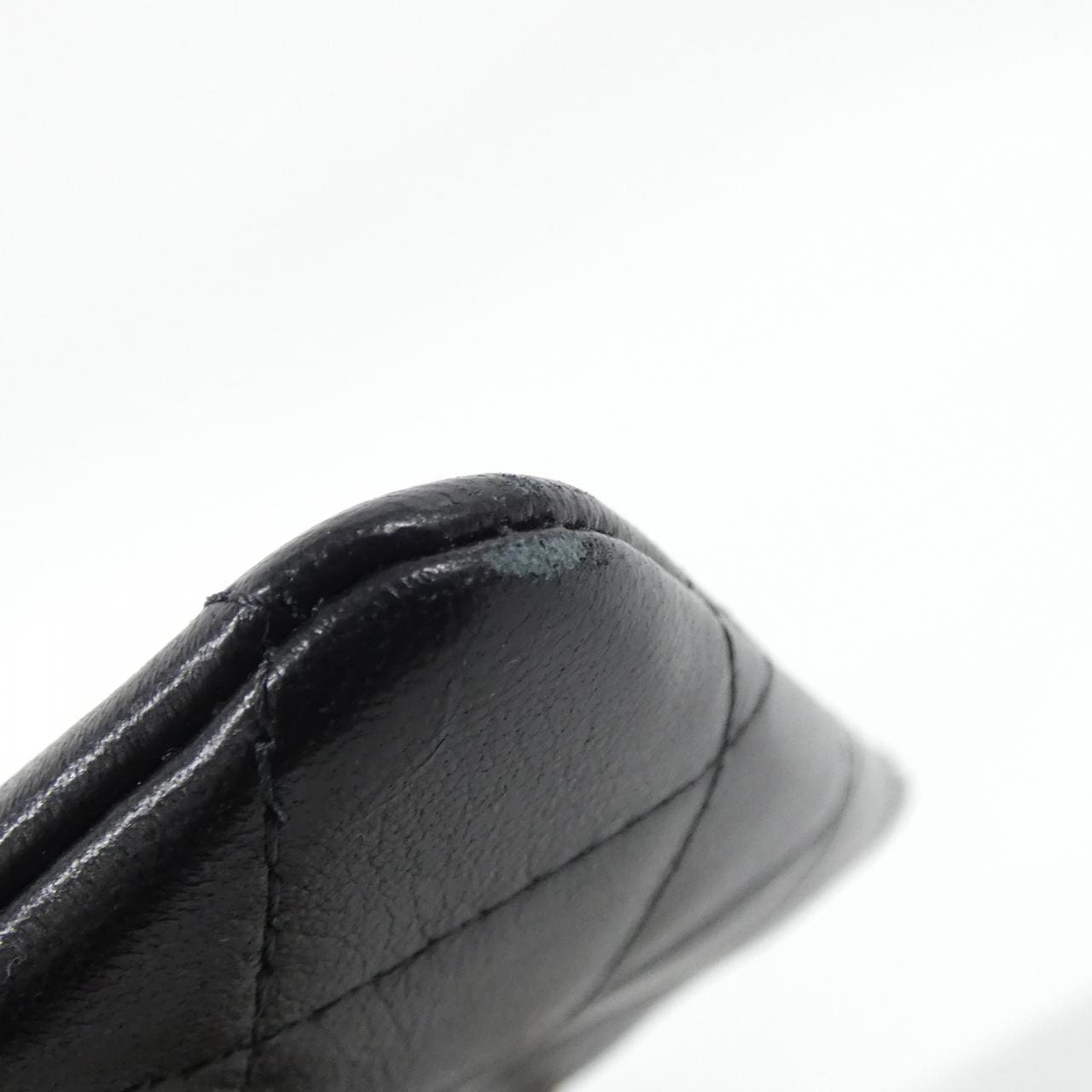 シャネル AP4573 チェーンクラッチ